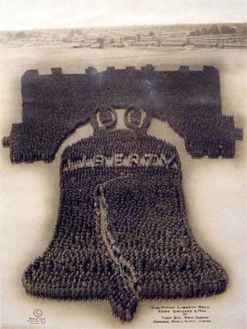 Liberty Bell, 1918.jpg