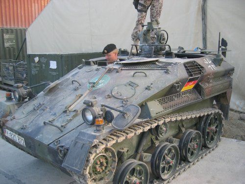 med_041122_isaf6_tysk_mini_tank_