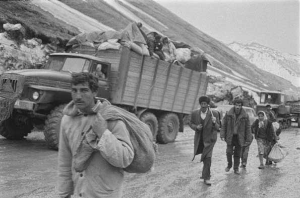 Karabakh_Refugees_77.jpg