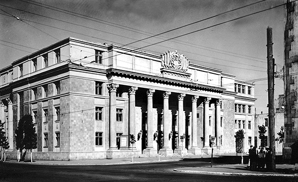 Баку. Клуб Дзержинского. 1956 го