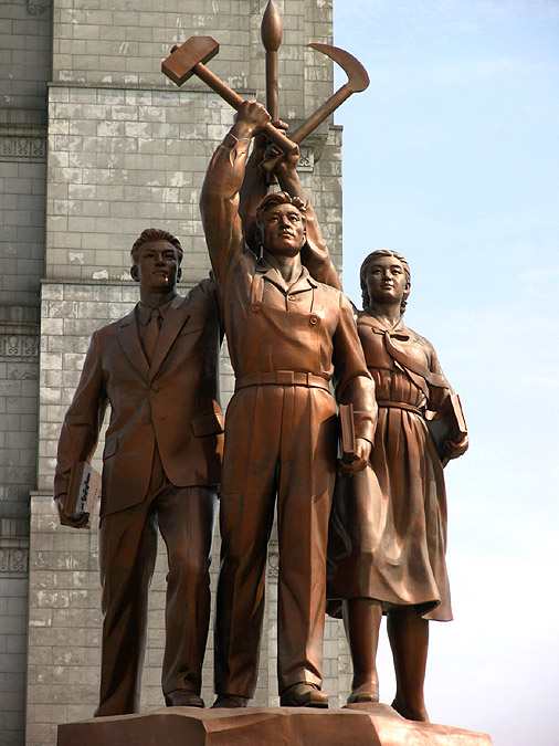 Северная-Корея-027    монумент и