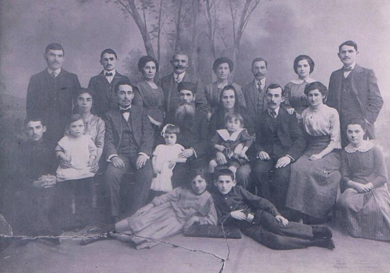 1)Семья Иовнович. Баку.1912.Сдел