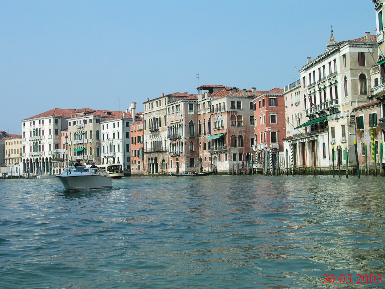 Дворцы на гранд канале Венеции.J