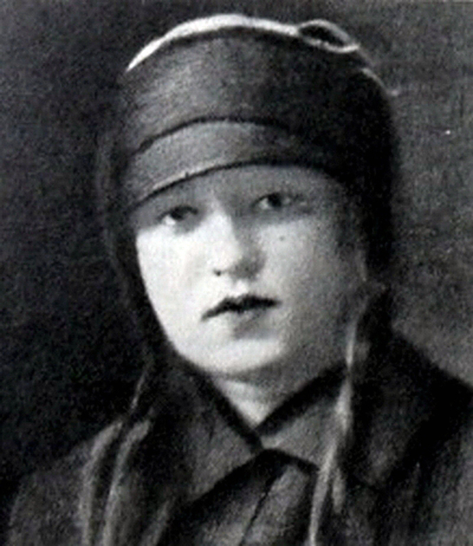 Рая Ахаткина. 1929.jpg