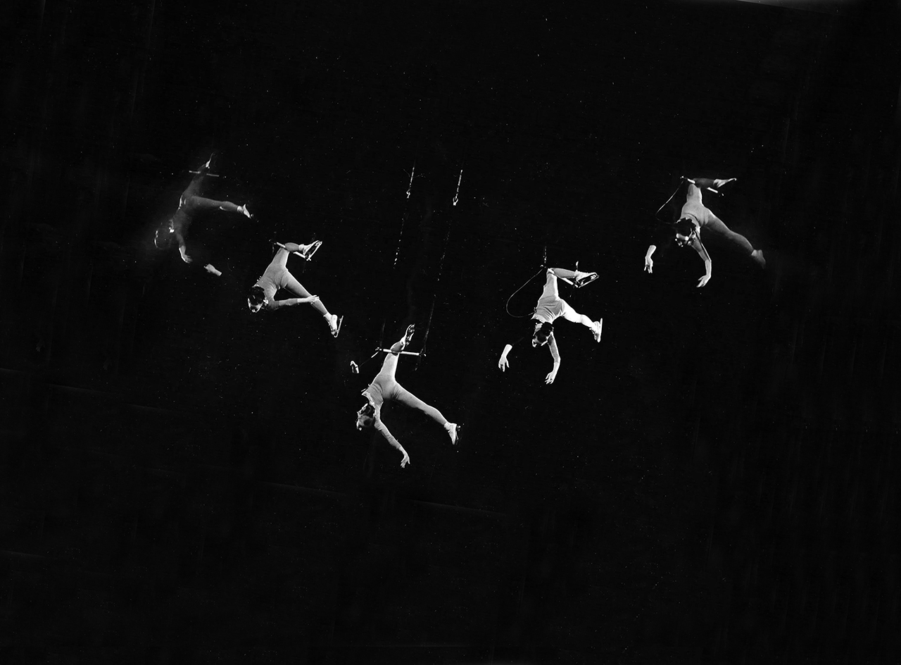 Воздушные гимнасты Цирка На льду