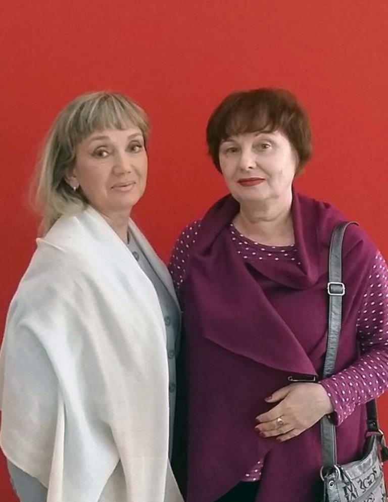 Ольга Лапиадо и Влада Ревоненко.