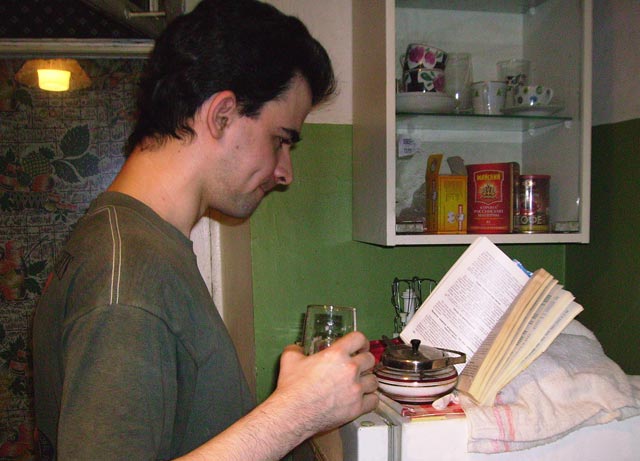 reading_cooking_book.jpg