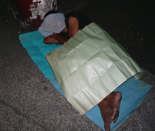 Бездомные, ночующие на улицах Се