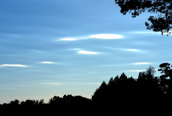 ufo clouds.jpg