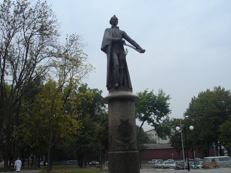 Памятник Суворову А.В. на Мариин