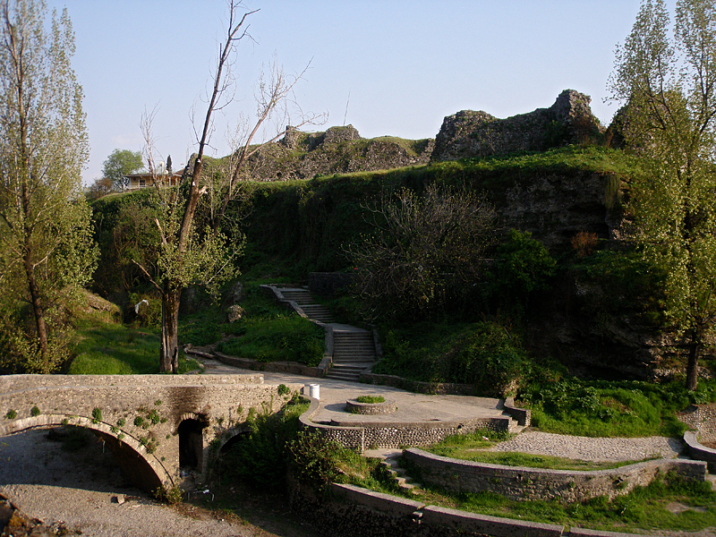 Руины турецкой крепости в Старой