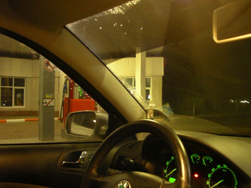 petrolstation.JPG
