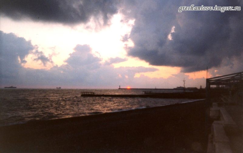 Закат на Чёрном море. (2001).jpg