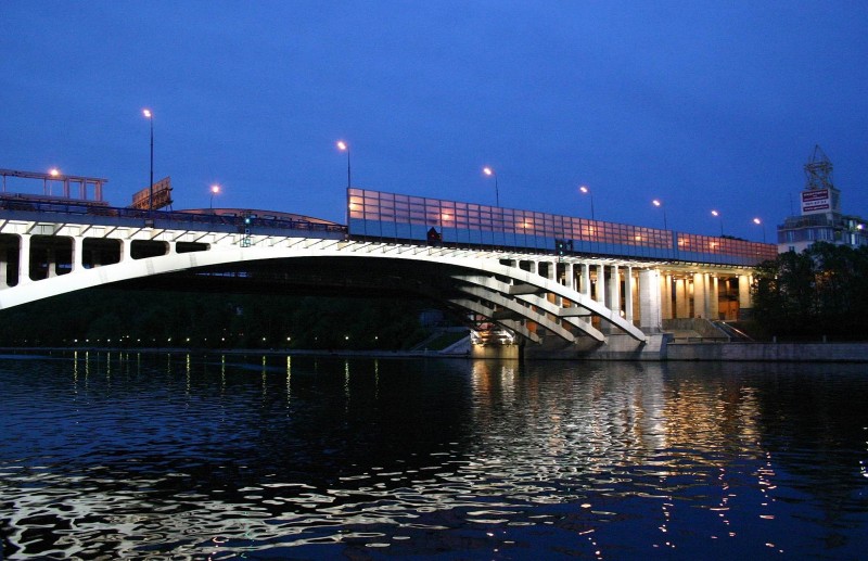 мост у РАН (08).jpg