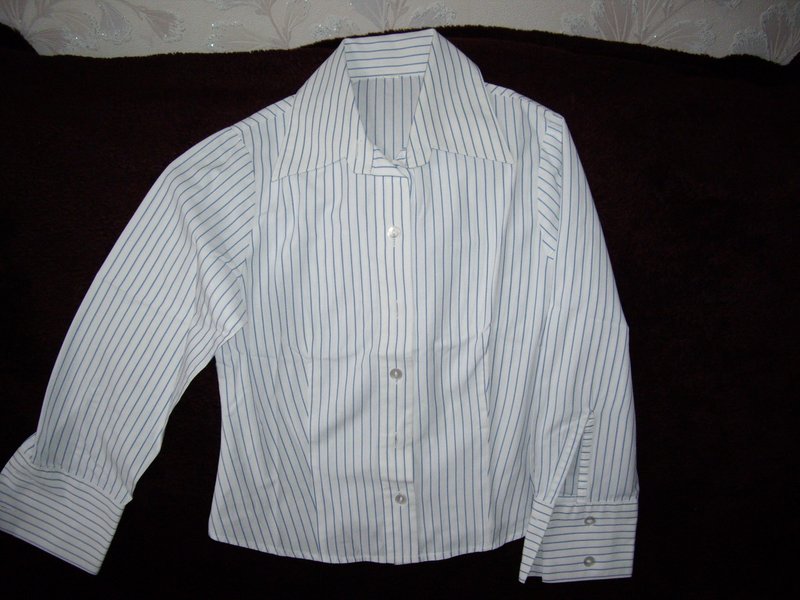 22 блузка бел с син полос.jpg