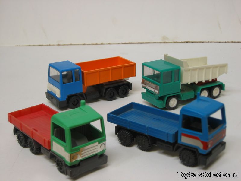 Все 3-осные грузовики ГДР.jpg