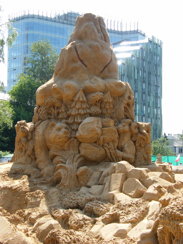 Москва. Выставка песочных фигур.