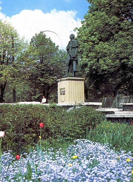 !Калининград - Памятник Шиллеру