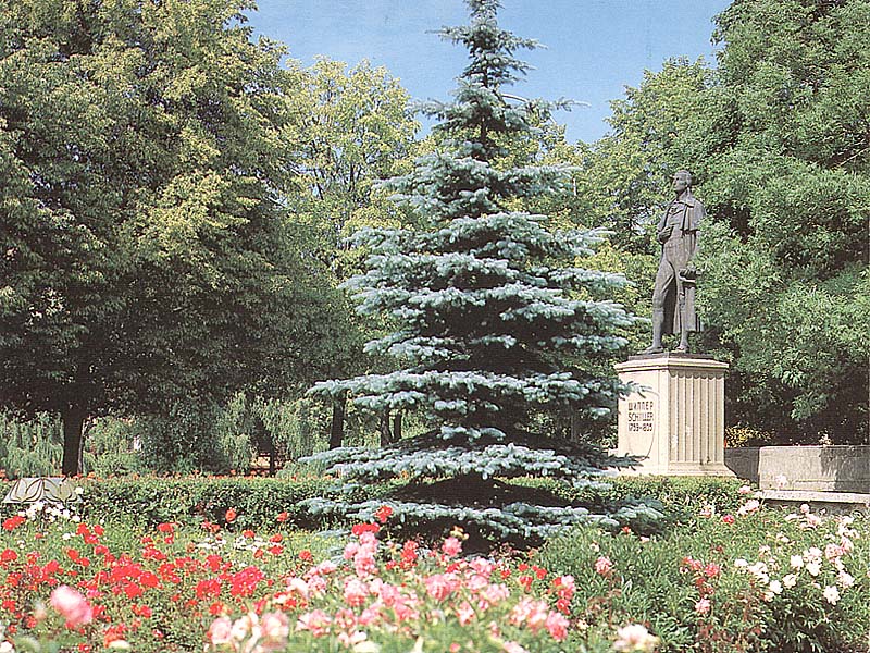 Калининград - Памятник Шиллеру.J