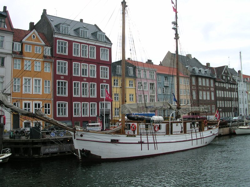 Канал Нюхавн в Копенгагене.JPG