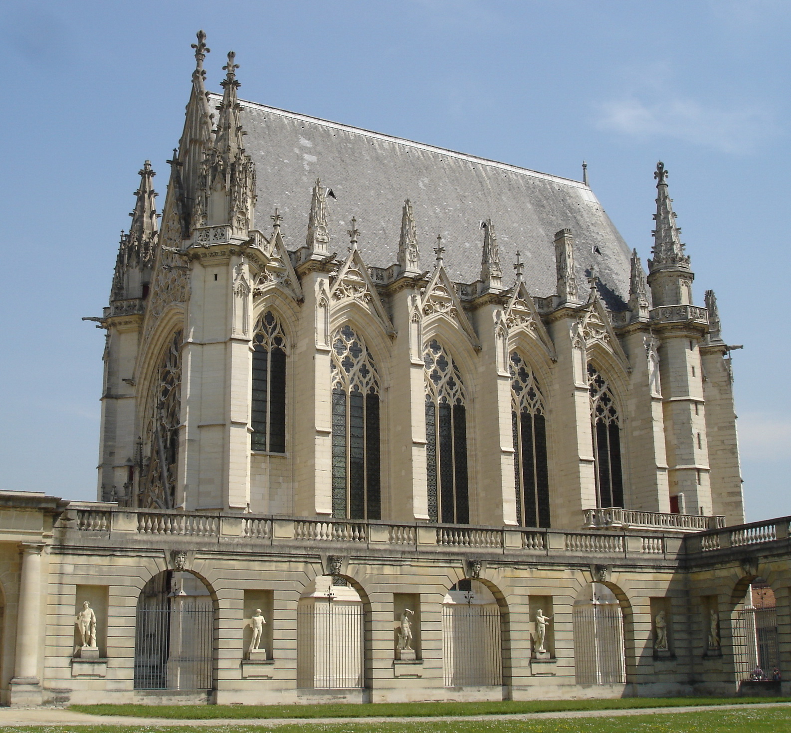 Церковь в Сен-Венсете. Франция.J