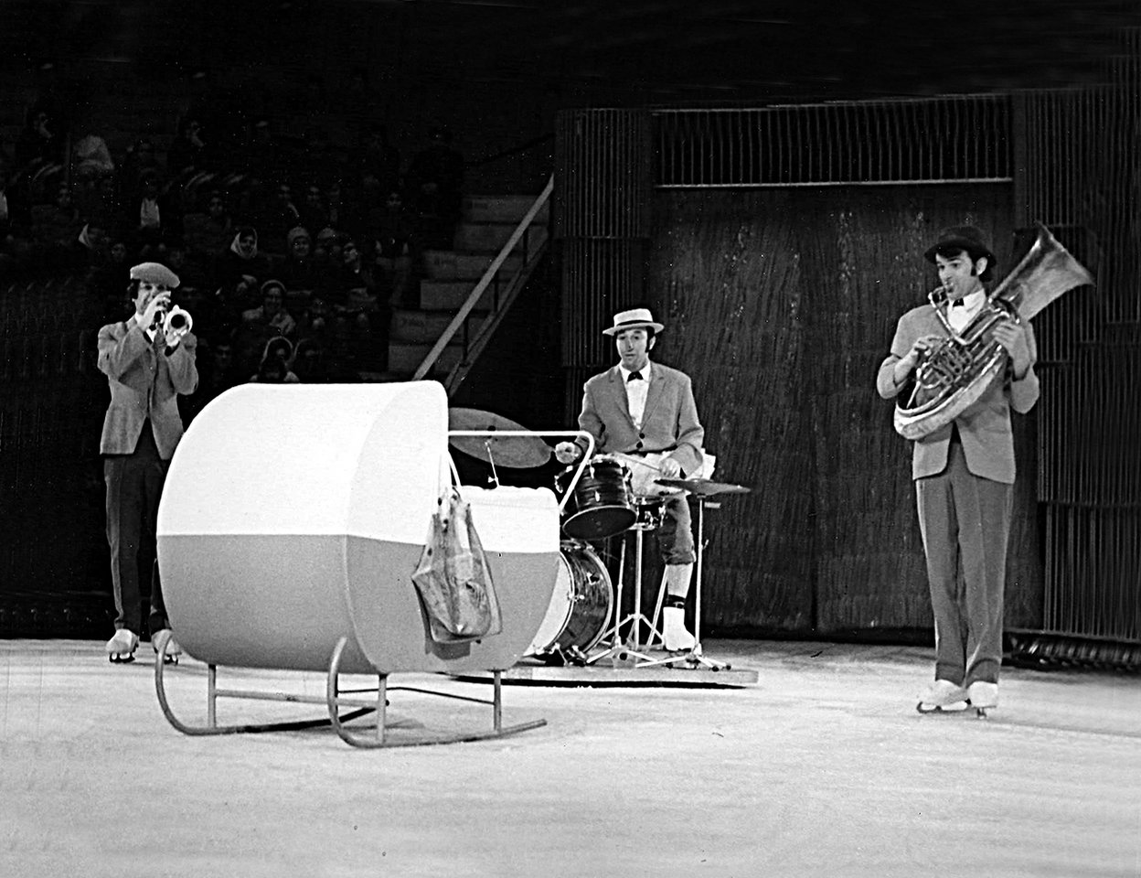 Музыкальная пятёрка цирка на льд