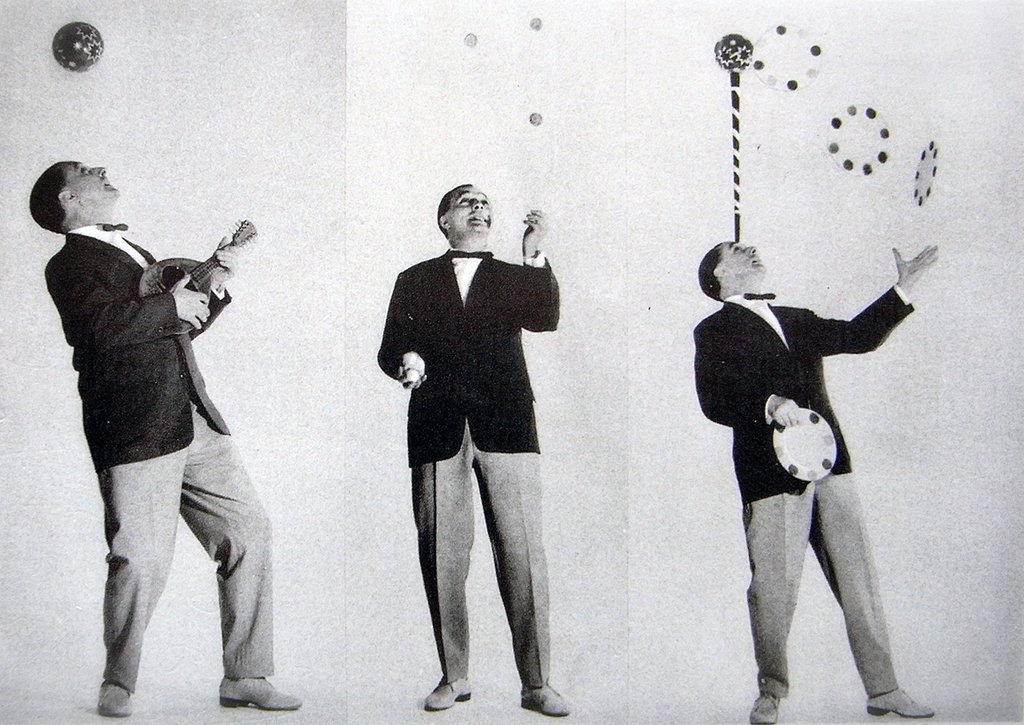Rovelly Juggler 1955.jpg