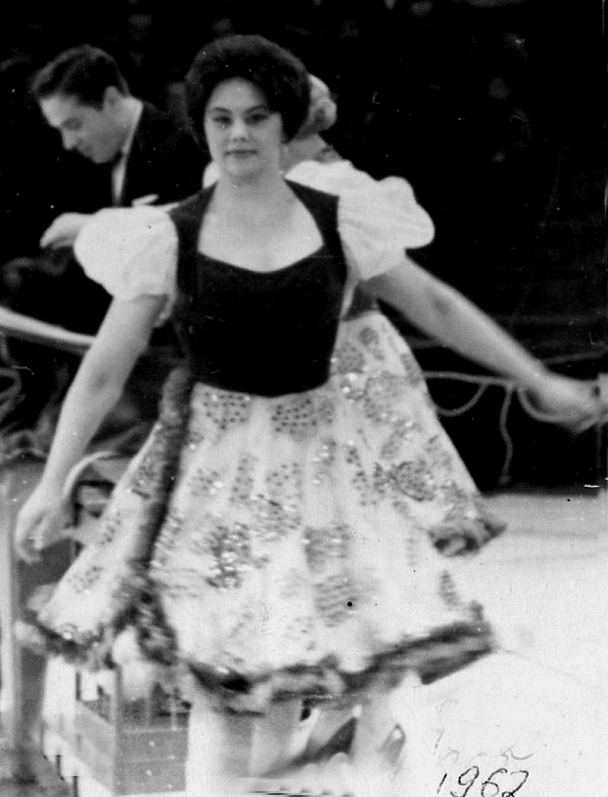 Лариса Наровская и КИО 1962 год.