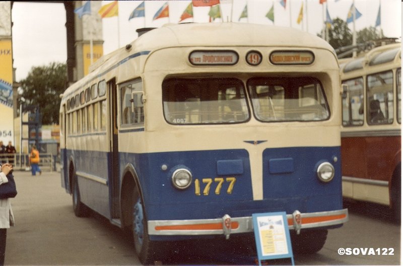 троллейбус МТБ 82.jpg
