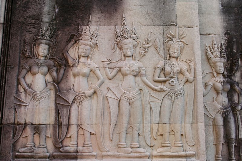 Cambodia. Angkor Wat. Apsaras2.J