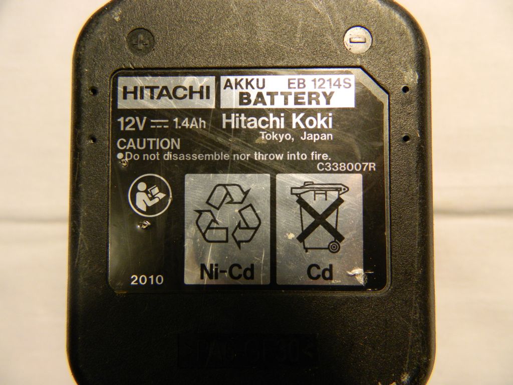 Hitachi UB12D-17.jpg